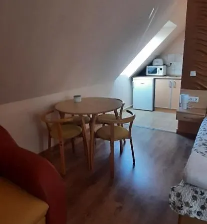 Apartment Milla Apartman *